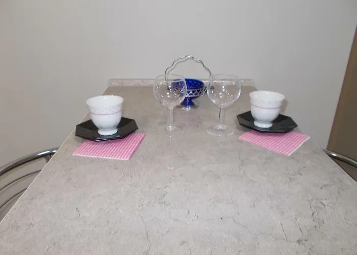 Near The Forum Mall 2 Λβιβ