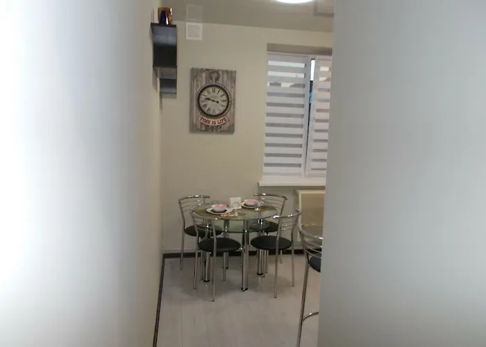 Near The Forum Mall 2